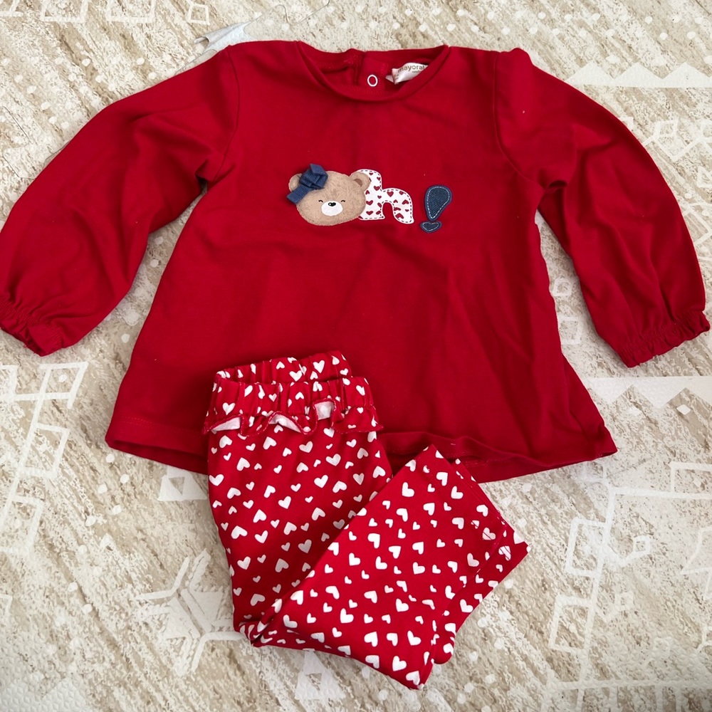 Mayoral red & hearts set 6-9 months